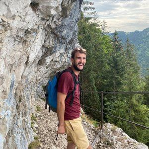 Meet your Posher, Hippolyte